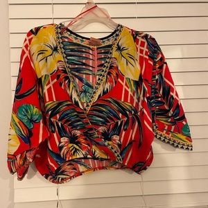 Flying tomato blouse